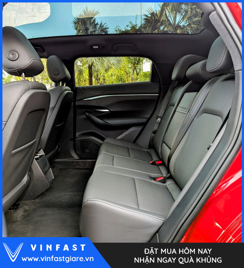 Vinfast VF 7 Plus màu đỏ