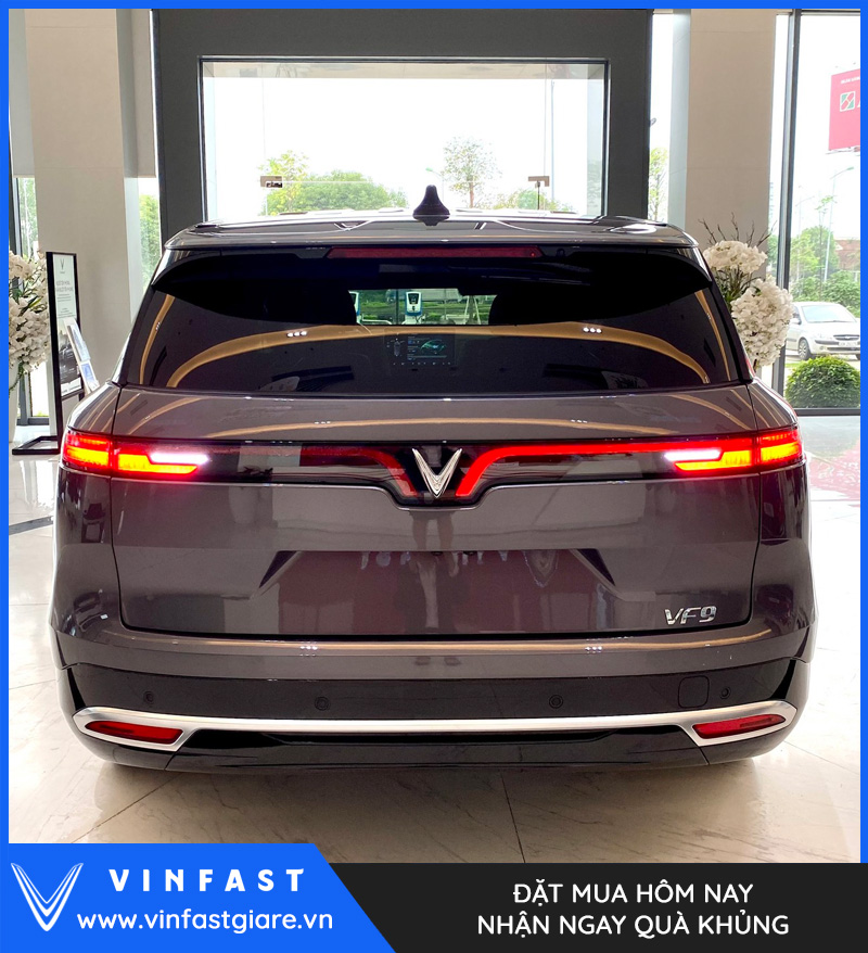Vinfast VF9 Plus màu xám