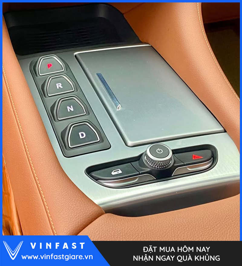 vinfast VF99 Plus màu bạc