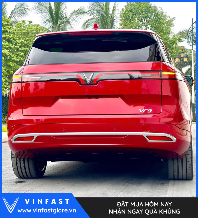 Vinfast VF9 Plus màu đỏ
